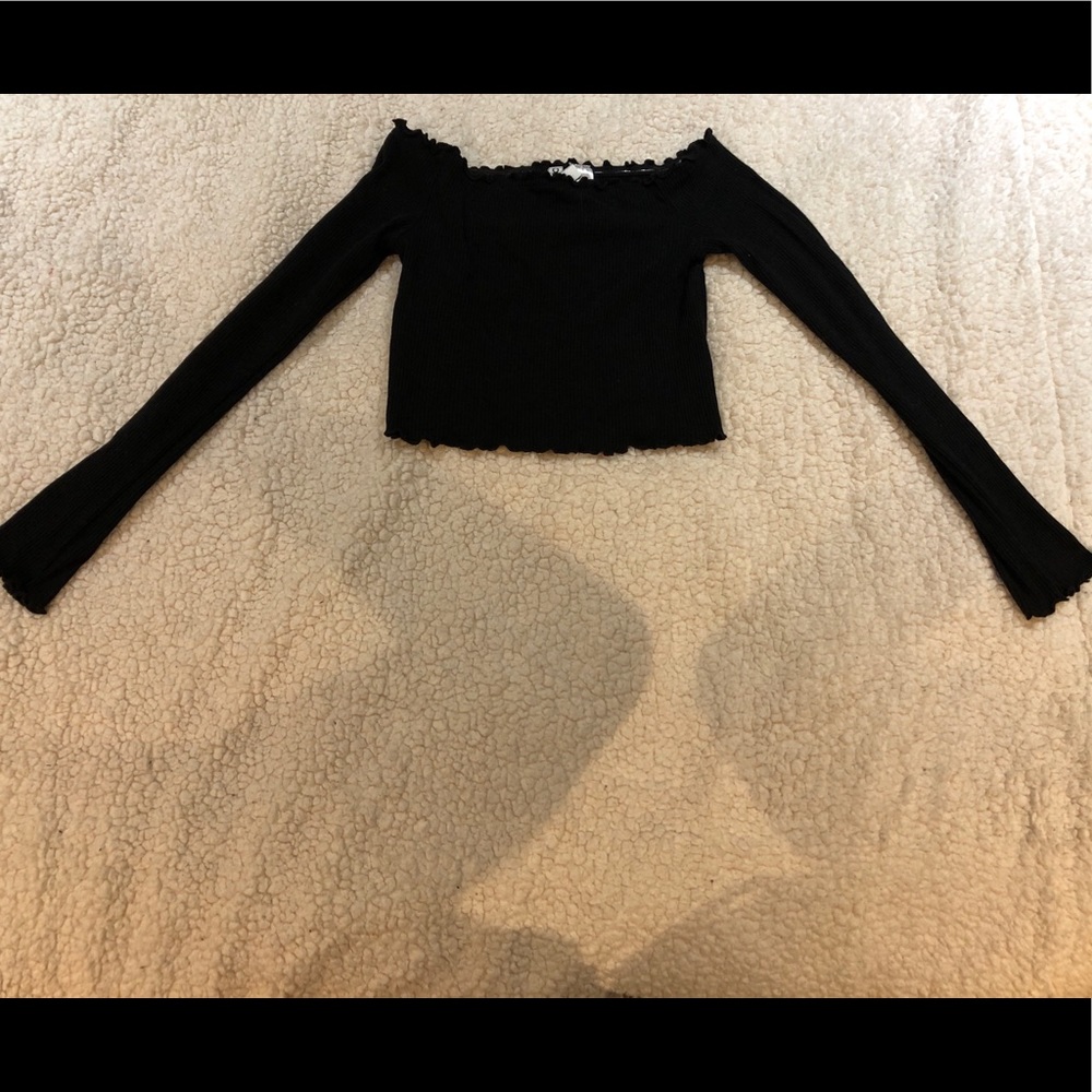 H&M off shoulder crop top